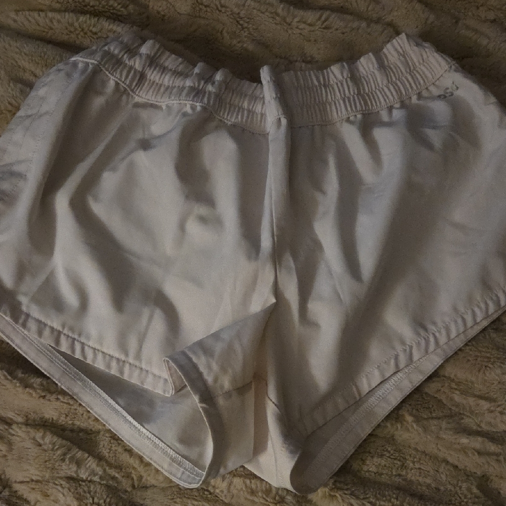 DSG Women's Cream Athletic Shorts